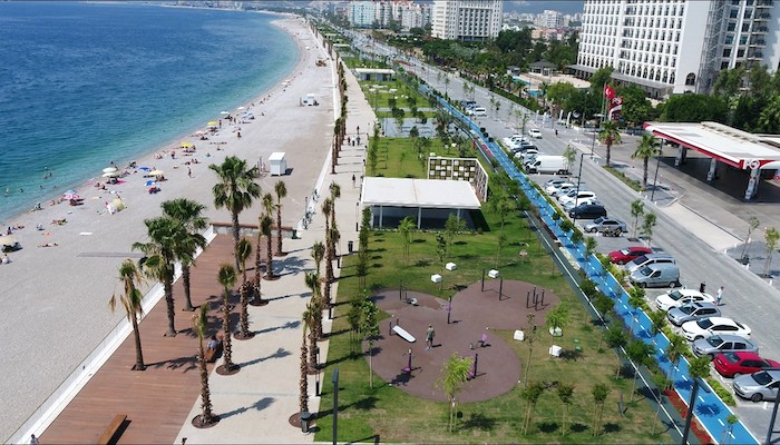 Konyaaltı sahili